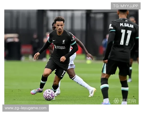 利物浦新阵容开始找回状态，防线漏洞逐步修复，利物浦主力首发阵容