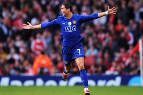 乐鱼体育平台-拜仁锋线火力压制形成持续高压，拜仁锋线组合